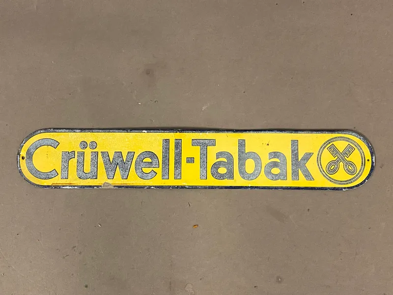 Crüwell-Tabak skilt fra 1930’erne