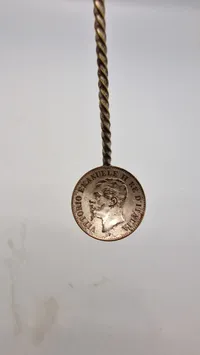 Skeer lavet med Victor Emmanuel II mønter, der var konge af Italien fra 1861 til 1878