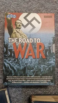 Lot ww2 bøger og dvd boks