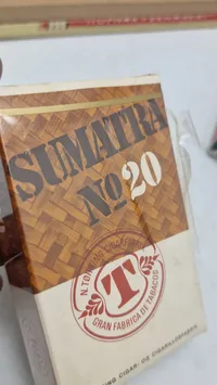 Samling tobaks æsker mm. Sumatra med indhold