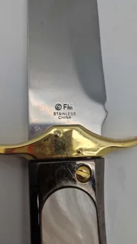 Veludført Colt kniv
