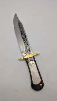 Veludført Colt kniv