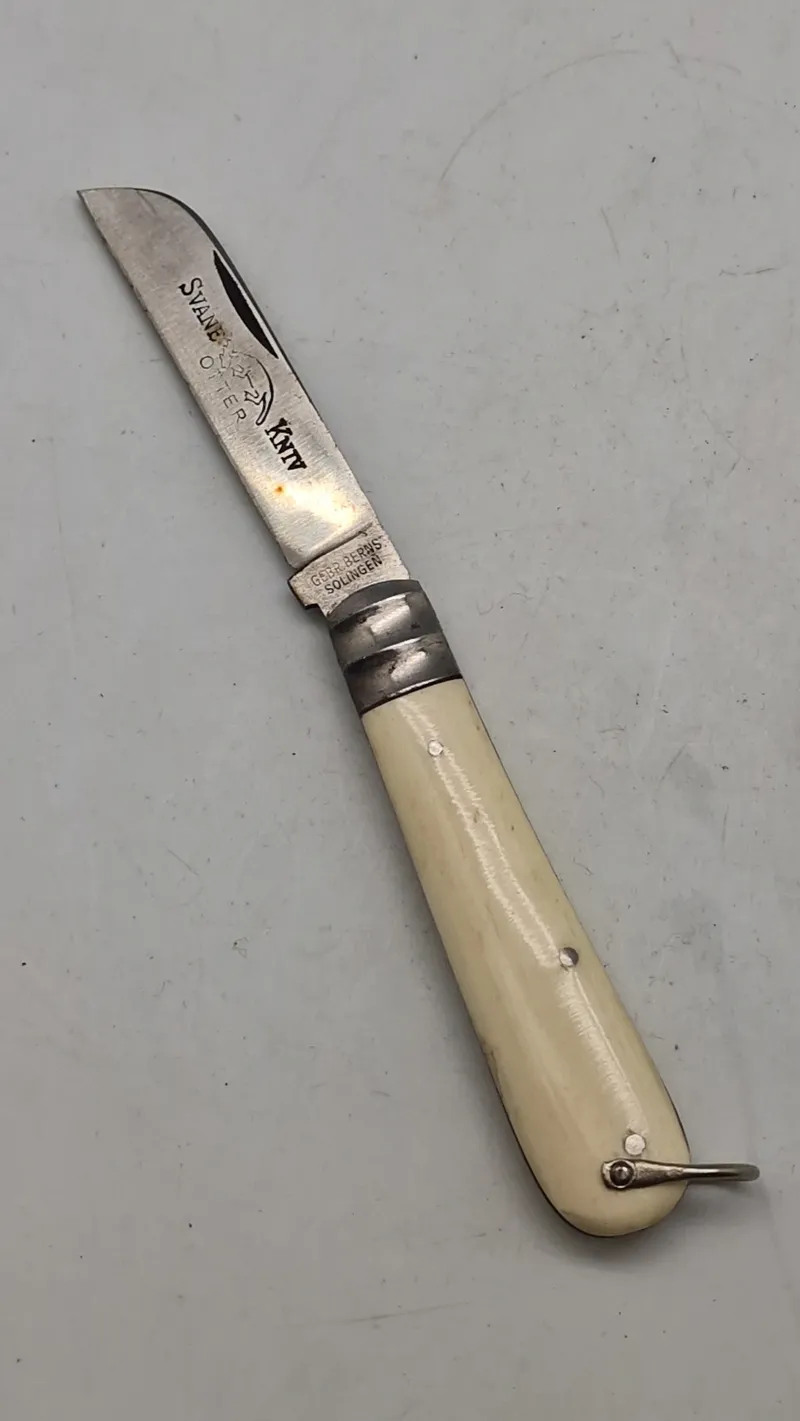 Original Otter svanekniv, anvendt af civilforsvaret