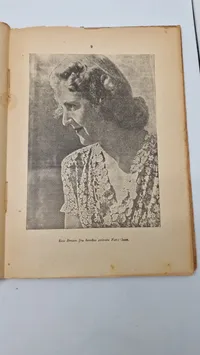 Samling originale Adolf Hitler hæfter mm.
