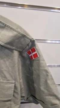Original skjorte fra det danske forsvar