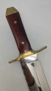 Veludført dolk skarp