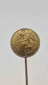 Sjælden original nål fra D.N.S.A.P møde i KB hallen 1941