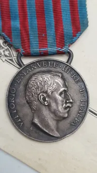 Original Commemorative Medal for den Italo-Tyrkiske Krig samt urkunde