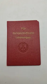 Original Aktivist der sozialistischen Arbeit, med urkunde samt id kort