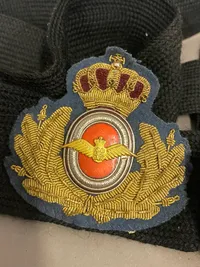 Samling huebånd fra det danske flyvevåben