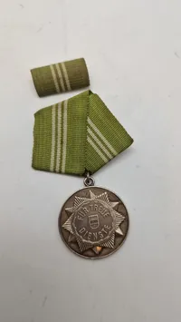 DDR Original Medalje for tro tjeneste i Nationale Volksarmee" (National Folkearmé) samt urkunde