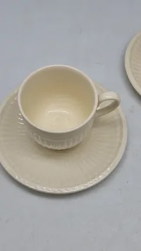 Wedgwood Edme kaffekopper og underkopper