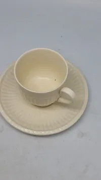 Wedgwood Edme kaffekopper og underkopper