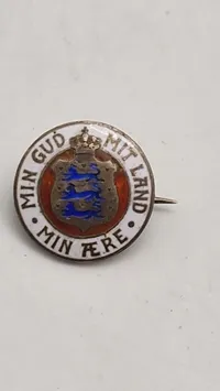 Original dansk national broche , sølv
