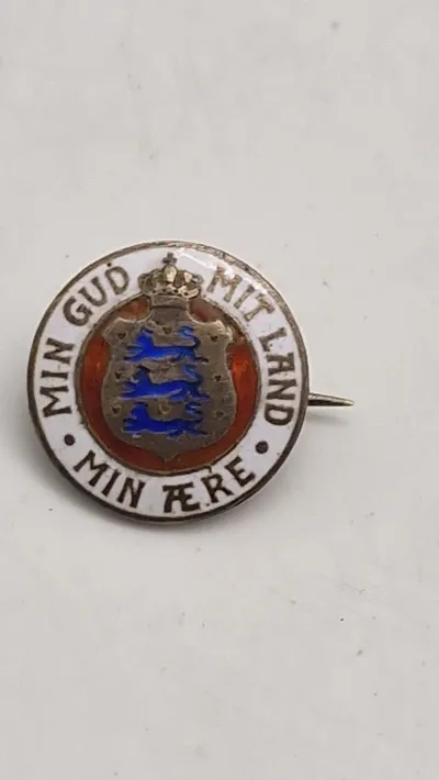 Original dansk national broche , sølv