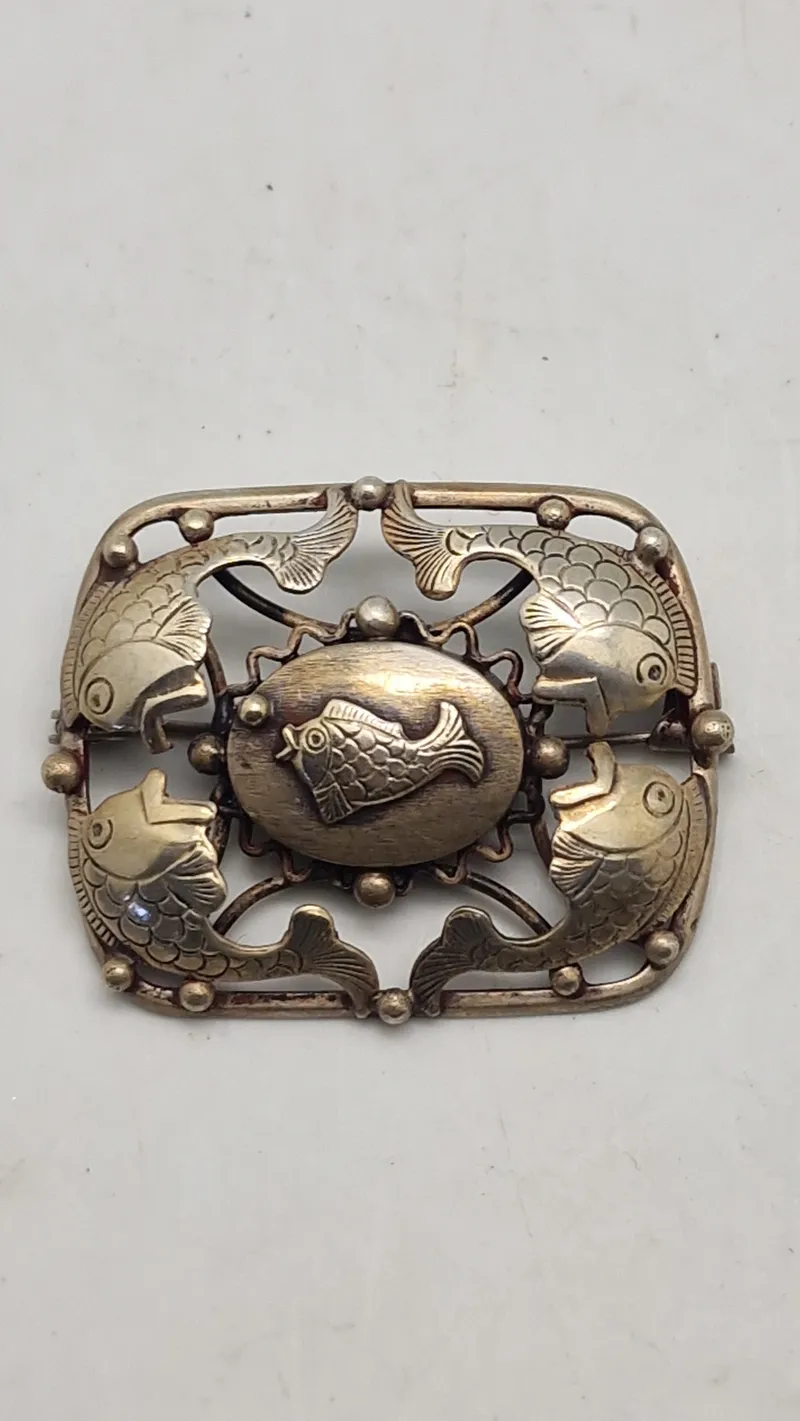 broche af 830 sølv fra Erikson & Kromann
