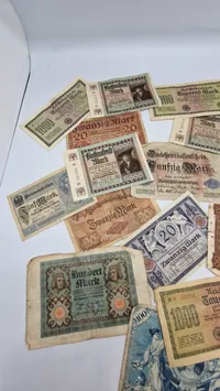 Samling originale tyske pengesedler