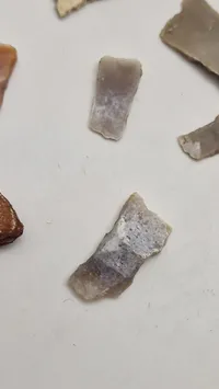 Samling miniature stenøkser