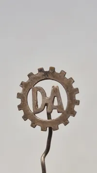 Ekstremt sjældent D.N.S.A.P emblem “Dansk Arbejde”