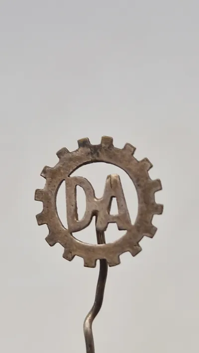 Ekstremt sjældent D.N.S.A.P emblem “Dansk Arbejde”