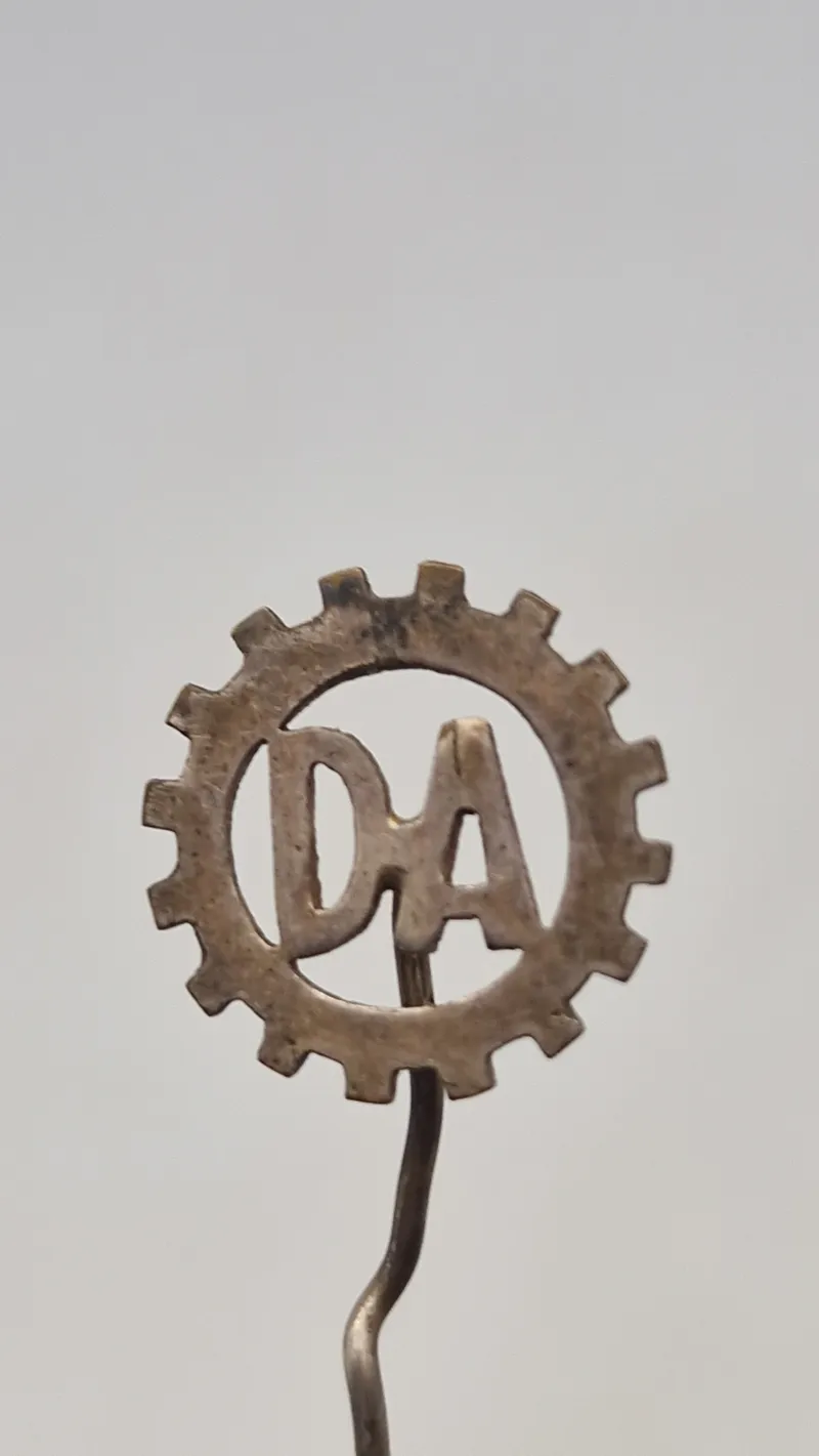 Ekstremt sjældent D.N.S.A.P emblem “Dansk Arbejde”