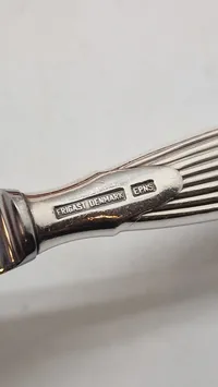 Samling Frigast bestik i æsker