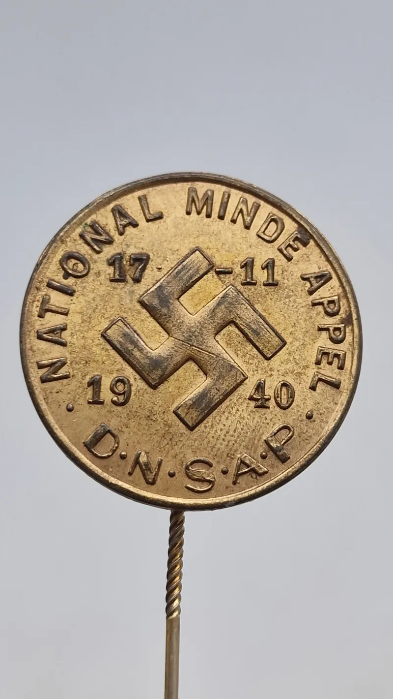 Sjælden original D.N.S.A.P nål