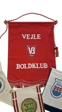 Samling originale bordbannere, KBU