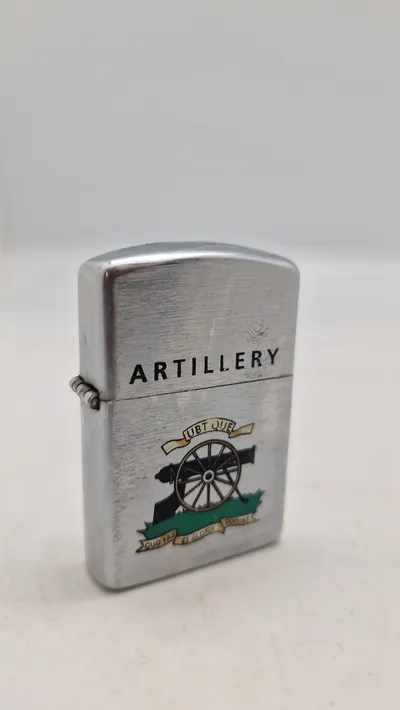 lighter med motiv af Royal Regiment of Artillery