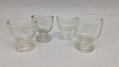 Samling øjnskylle glas