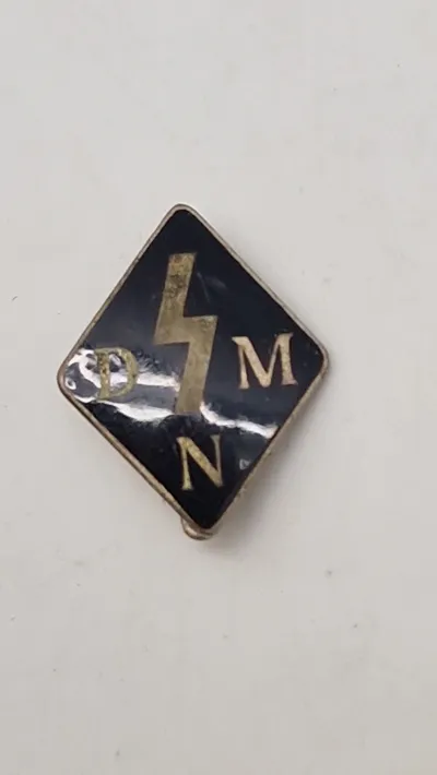 Ekstremt sjældent Deutsche Jungvolk (Mädel) emblem, parti Nordslesvig
