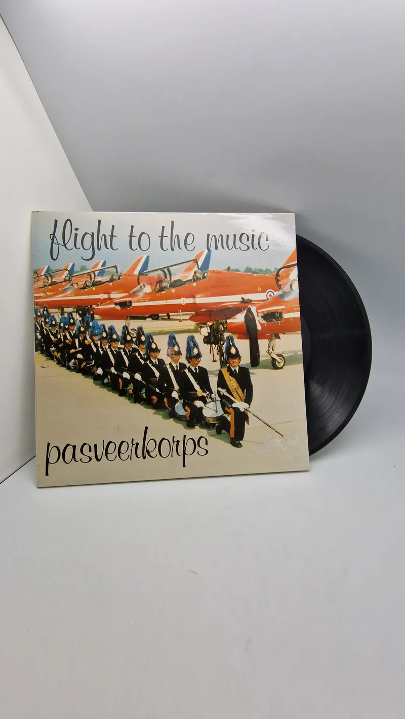 vinylplade "Flight to the music" af det hollandske tamburkorps Pasveerkorps.