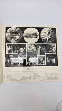 vinylplade "Flight to the music" af det hollandske tamburkorps Pasveerkorps.