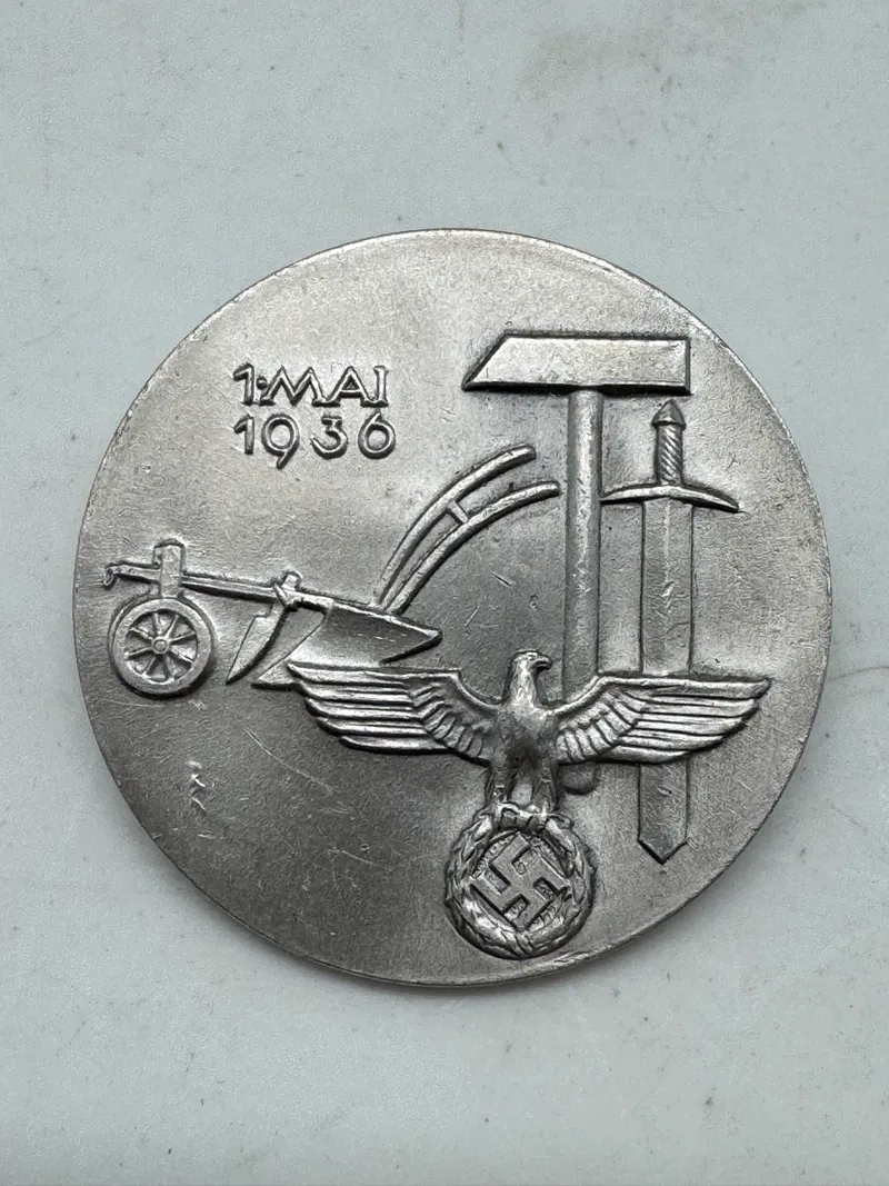 Originalt tysk dagsmærke, 1936