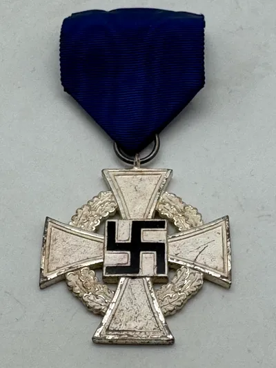 Originalt Treue Dienst Ehrenzeichen" (Ærestegn for tro tjeneste) for 25 års loyal tjeneste.
