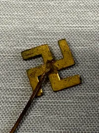Original Dansk D.N.S.A.P pin, hvid emalje