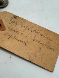 Original tysk uniformsknap fundet i Holland