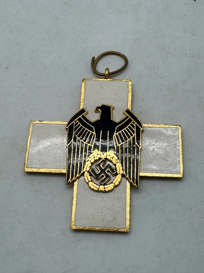 Ehrenzeichen für deutsche Volkspflege - efterkrigs