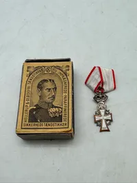 Originalt Ehrenkreuz mit Schwertern für Frontkämpfer 1914-1918 –