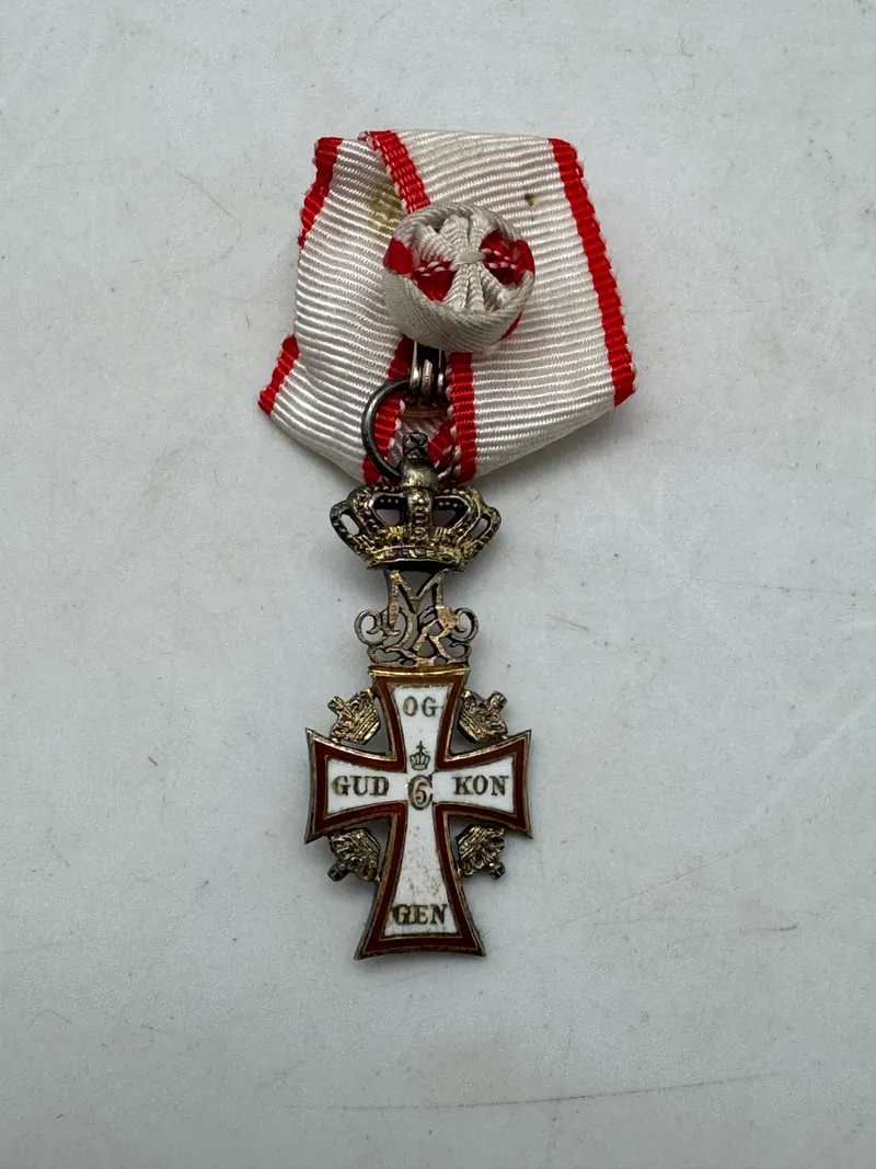 Originalt Dronning Magrethe miniature ridderkors