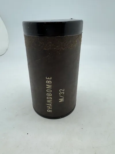 Originalt etui for røghåndbombe model 1932