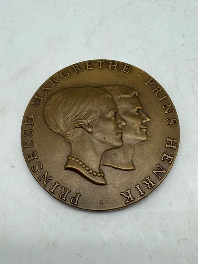 Original bryllupsmedaille for prinsesse Margrethe og prins Henrik