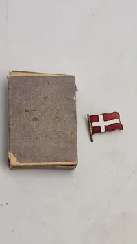 Original dansk national pin