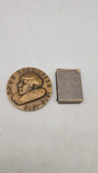 Original Sirius medalje (Knud Rasmussen) med æske