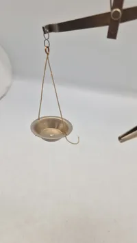 krudtvægt med æske