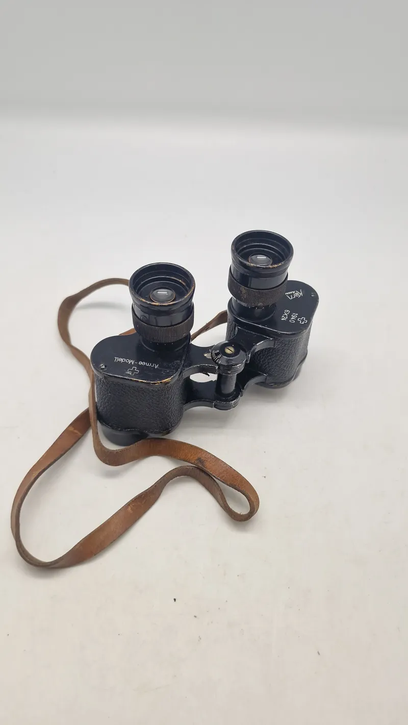 Original Armee-Modell binoculars from Kern, Aarau, Switzerland 1940
