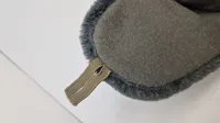 østtysk NVA ushanka-hue med kokarde i grå kunstpels
