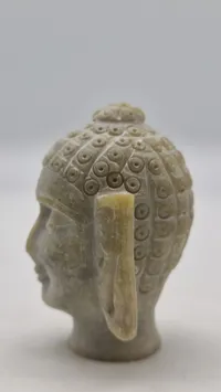 Buddha hoved af sten