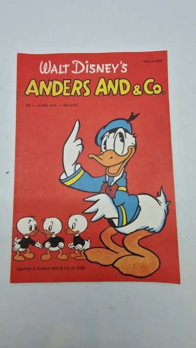 Genoptryk af verdens første Anders And blad