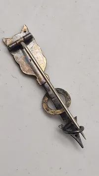 Broche af sølv (800)